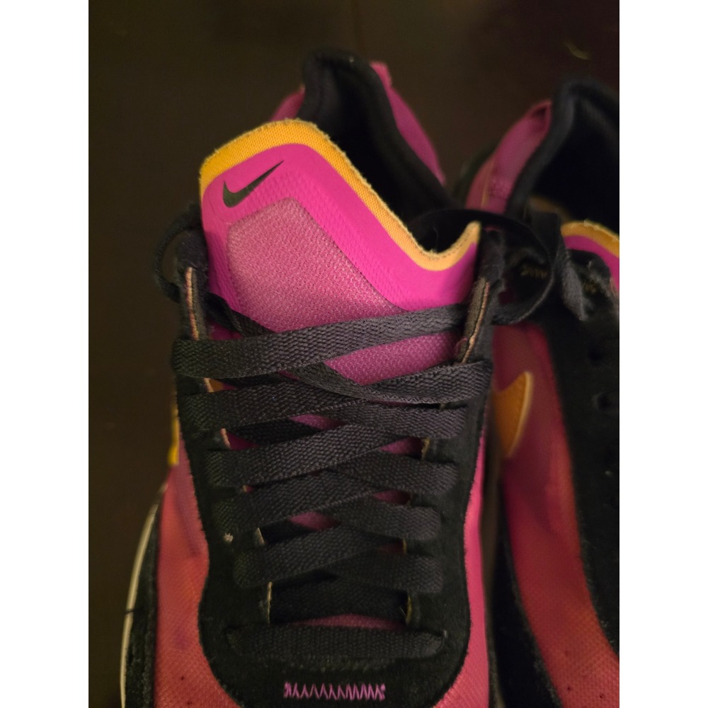 Nike Waffle One GS Active Fuchsia University Gold DC0481-600 Mens 7Y Womens 8.5 - Picture 3 of 7